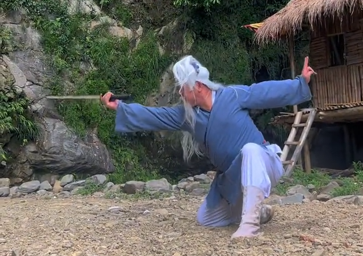 White Eyebrow vs Wing Chun: Who Wins in Real Combat? (Historic & Scientific Breakdown)
