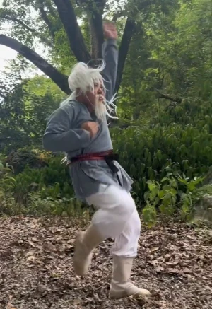 Learning Chinese Kung Fu Xingyiquan for Health and Strength